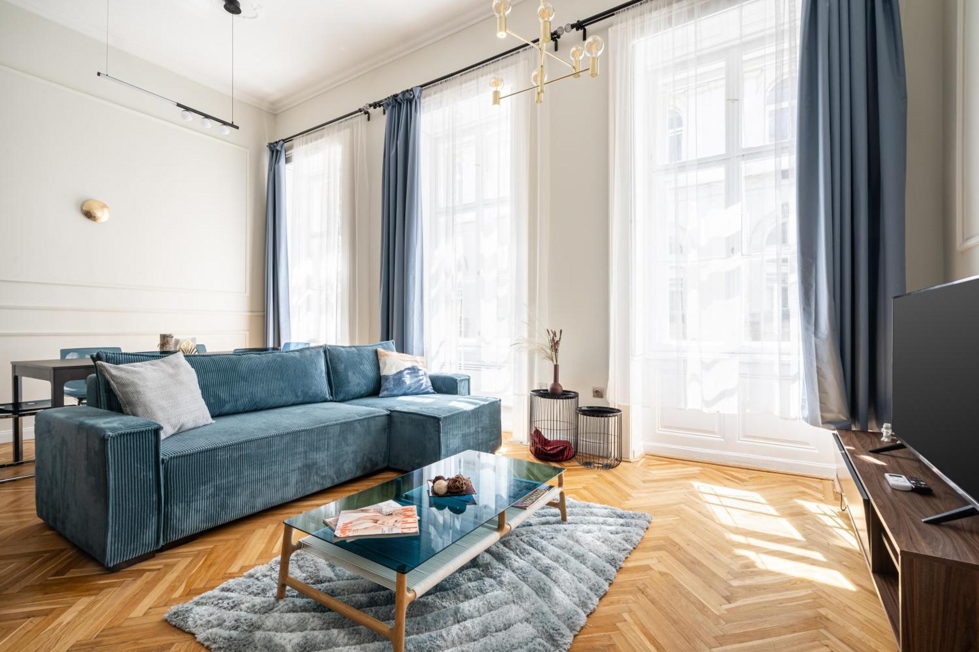 Styled Close To The River Danube. Appartamento *